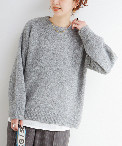 B.C STOCK(ベーセーストック)の「手洗い可 / WOOLMIXクルーネックプルオーバー(ニット/セーター・レディース・チャコールグレー/ピンク/レッド/ブルー・FREE)」の2枚目の写真