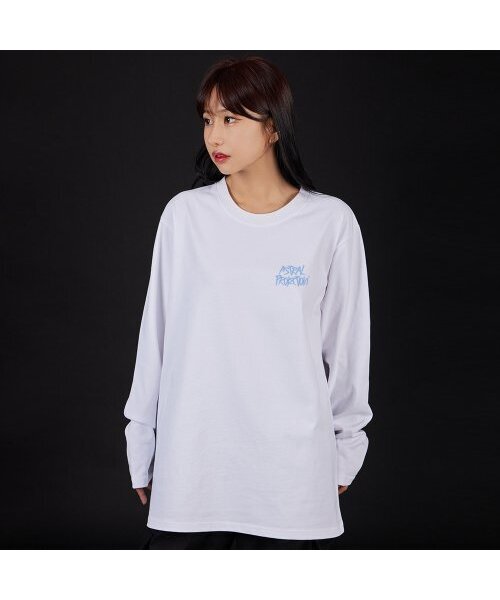 ASTRAL PROJECTION（アストラルプロジェクション）の「グラフィティレタリングオーバーサイズロングスリーブTシャツ_ホワイト（Tシャツ/カットソー・メンズ・その他・LARGE/MEDIUM/X-LARGE/XX-LARGE）」の5枚目の写真