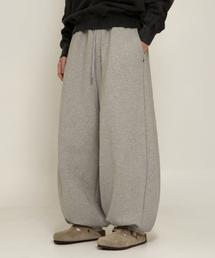 bounDary（バウンダリー）の「バルーンフィットスタッズジョガーパンツ[グレー]（スウェットパンツ）」