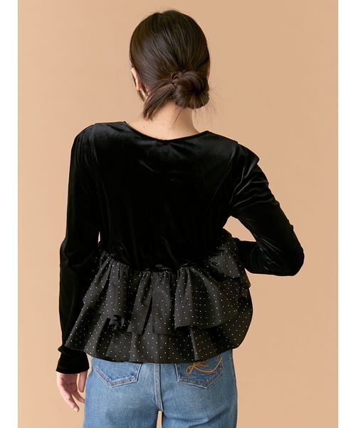 LILY BROWN（リリーブラウン）の「ベロアペプラムフリルトップス（Tシャツ/カットソー・レディース・チャコールグレー/ブラック/ホワイト・F）」の5枚目の写真