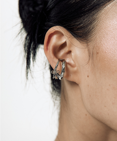KASHIKO（カシコ）の「Drop Ribbon Star Ear Cuff Set（ピアス（両耳用）・レディース・その他・FREE）」の2枚目の写真