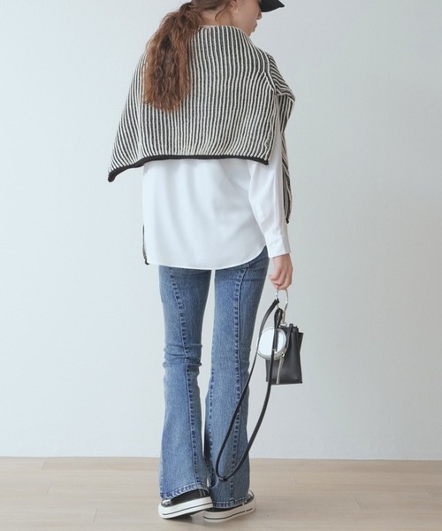 .WORKS(ドットワークス)の「前脇クロス切替 ストレッチデニムフレアーパンツ(デニムパンツ・レディース・ダークグレー/サックスブルー/ブルー・61/64)」の12枚目の写真