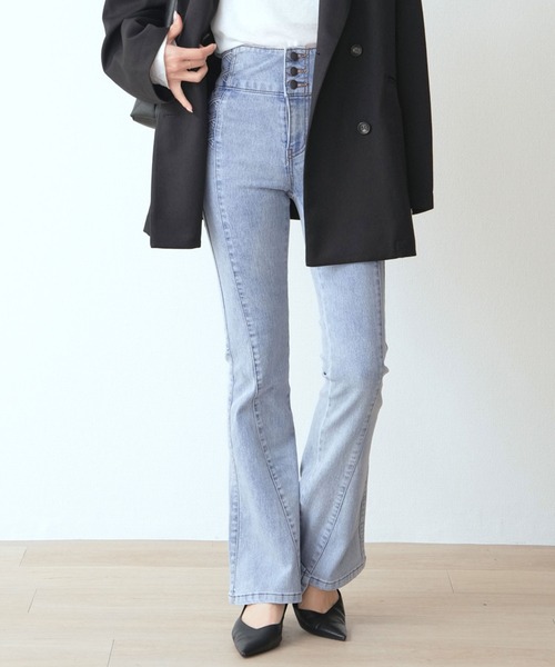 .WORKS(ドットワークス)の「前脇クロス切替 ストレッチデニムフレアーパンツ(デニムパンツ・レディース・ダークグレー/サックスブルー/ブルー・61/64)」の14枚目の写真