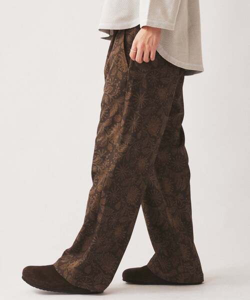 JOURNAL STANDARD relume(ジャーナルスタンダード レリューム)の「リーフパターン 1タック イージーパンツ(その他パンツ・メンズ・ネイビー/ブラック系その他/ブラウン・LARGE/MEDIUM)」の16枚目の写真