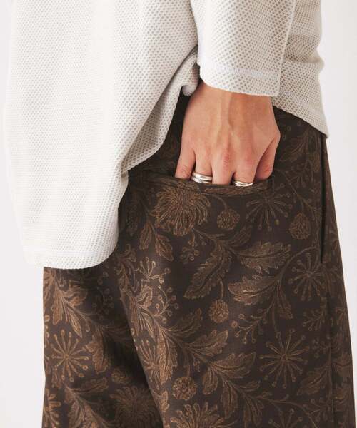 JOURNAL STANDARD relume(ジャーナルスタンダード レリューム)の「リーフパターン 1タック イージーパンツ(その他パンツ・メンズ・ネイビー/ブラック系その他/ブラウン・LARGE/MEDIUM)」の19枚目の写真