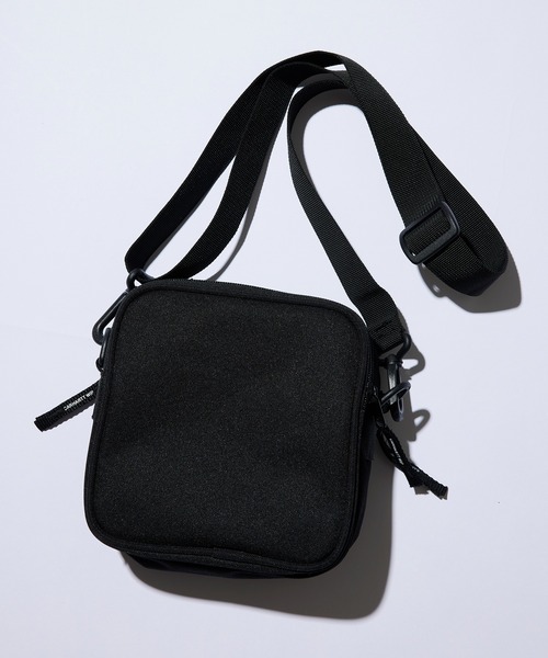 Carhartt WIP（カーハートダブリューアイピー）の「【Carhartt WIP】ESSENTIALS BAG SMALL（ショルダーバッグ・メンズ・ブラック/ダークグリーン/グリーン系1/グリーン/グレー/ライトブラウン・FREE）」の9枚目の写真