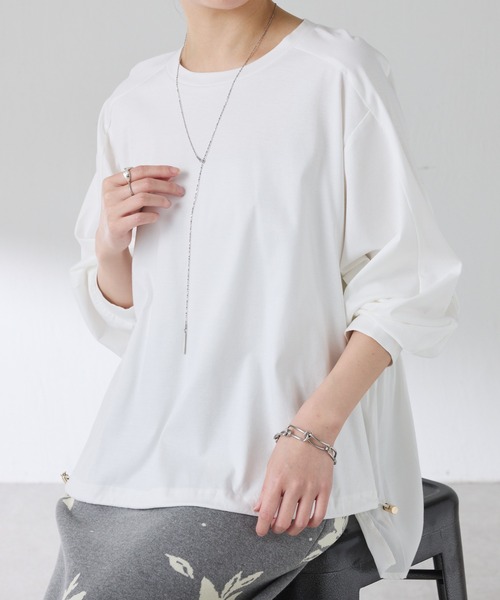 COLLAGE GALLARDAGALANTE（コラージュガリャルダガランテ）の「ドッキング裾ドロストカットソー（Tシャツ/カットソー・レディース・オフホワイト/チャコールグレー・FREE）」の3枚目の写真