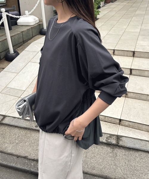 COLLAGE GALLARDAGALANTE（コラージュガリャルダガランテ）の「ドッキング裾ドロストカットソー（Tシャツ/カットソー・レディース・オフホワイト/チャコールグレー・FREE）」の6枚目の写真