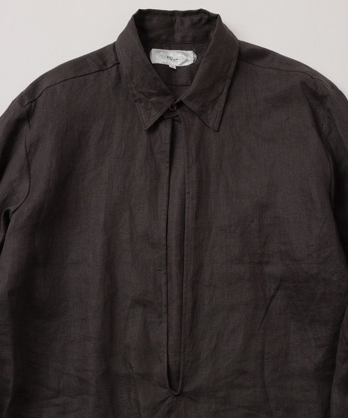 UNFOLLOW(アンフォロー)の「【FOLL / フォル】washed linen skipper shirt(シャツ/ブラウス・メンズ・ホワイト/グレー/ブラウン・3/2)」の4枚目の写真
