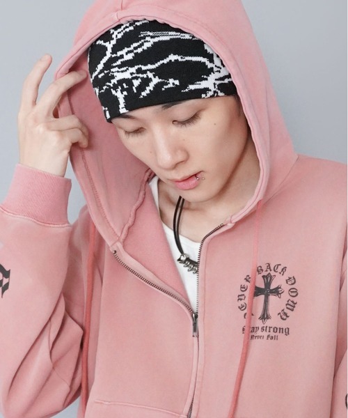 SPINNS（スピンズ）の「シングルニットビーニー/イナズマ/ユニセックス（ニットキャップ/ビーニー・メンズ・ブラック×ブルー/ホワイト×ブラック/ブラック×ホワイト・ONESIZE）」の8枚目の写真