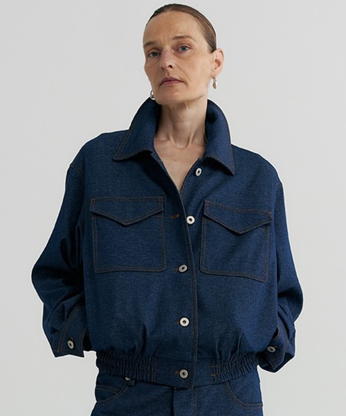 Bie(ビエ)の「デニムライク ショートジャケット(デニムジャケット・レディース・ブルー・M/S/L)」の5枚目の写真