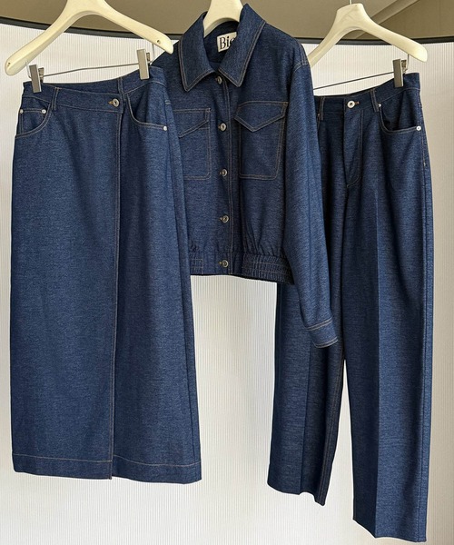 Bie(ビエ)の「デニムライク ショートジャケット(デニムジャケット・レディース・ブルー・M/S/L)」の21枚目の写真