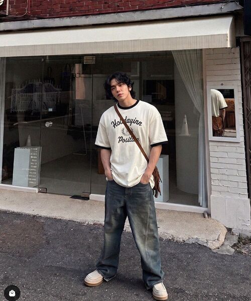 PHERMENON(フェルメノン)の「スーパーオーバーサイズリンガー半袖Tシャツ - アイボリー(Tシャツ/カットソー・メンズ・その他・1/2)」の7枚目の写真