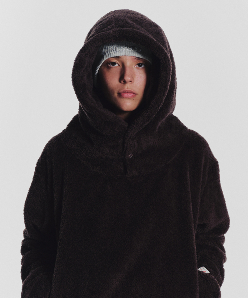 MENASOO(ミナス)の「Pogme Fleece String Hoodie_Brown(パーカー・レディース・ブラウン・F)」の7枚目の写真