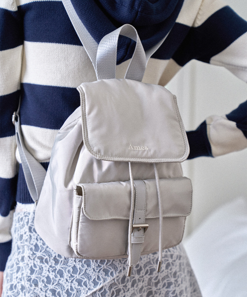 AMESWORLDWIDE(アメスワールドワイド)の「BASIC LOGO BACKPACK SILVER(バックパック/リュック・レディース・その他・FREE)」の1枚目の写真