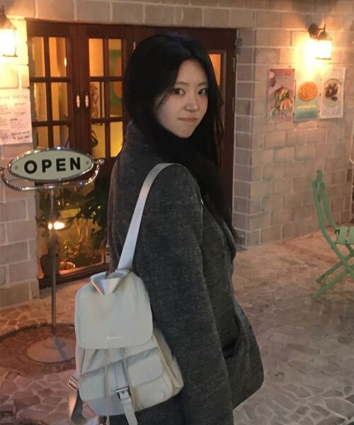 AMESWORLDWIDE(アメスワールドワイド)の「BASIC LOGO BACKPACK SILVER(バックパック/リュック・レディース・その他・FREE)」の12枚目の写真