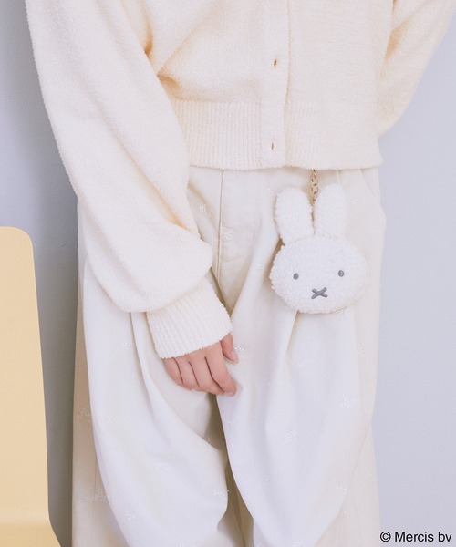 earth music&ecology(アースミュージックアンドエコロジー)の「miffy /earth タグ付ミニコインケース(コインケース・レディース・アイボリー・FREE)」の2枚目の写真