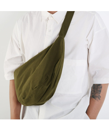 AROUND TO B（アラウンドトゥビー）の「ユーロスリングバック カーキ（メッセンジャーバッグ）」