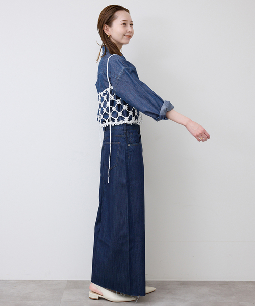 SLOBE IENA(スローブイエナ)の「LEDENIM LABOR FORM デニムシャツ(シャツ/ブラウス・レディース・スカイブルー/ブルー・FREE)」の10枚目の写真