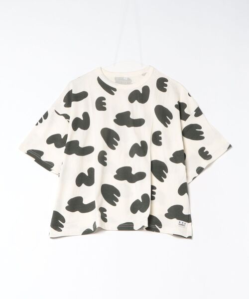 MARKEY'S(マーキーズ)の「総柄ワイド半袖Tシャツ/おとな(Tシャツ/カットソー・レディース・ベージュ系その他/ライトピンク/チャコール/ブラック系その他/クリーム/イエロー系その他/グリーン系その他/ブルー/ピンク系その他/ホワイト系その他・160cm)」の4枚目の写真