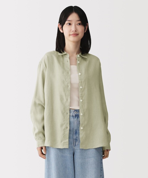 無印良品(ムジルシリョウヒン)の「婦人 リネン 洗いざらし レギュラーカラー長袖シャツ(シャツ/ブラウス・レディース・ホワイト系1/ライトブルー/ライトオレンジ系/サックスブルー系/ライトグリーン/ホワイト/チャコールグレー・XL/L/M/S)」の4枚目の写真