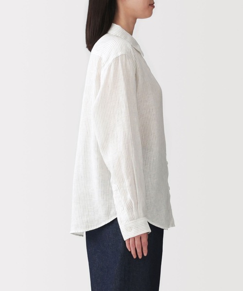 無印良品(ムジルシリョウヒン)の「婦人 リネン 洗いざらし レギュラーカラー長袖シャツ(シャツ/ブラウス・レディース・ホワイト系1/ライトブルー/ライトオレンジ系/サックスブルー系/ライトグリーン/ホワイト/チャコールグレー・XL/L/M/S)」の13枚目の写真