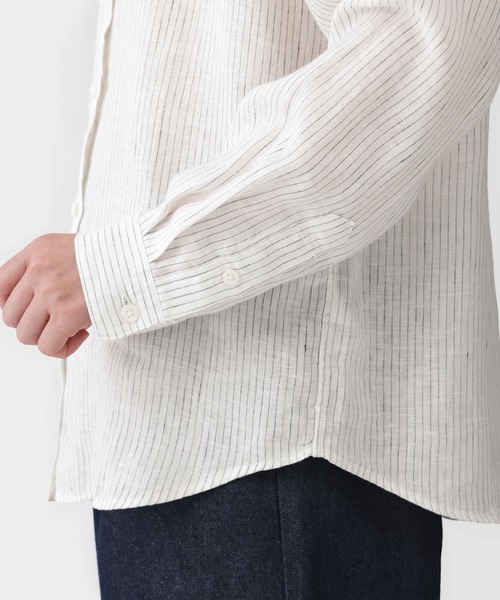 無印良品(ムジルシリョウヒン)の「婦人 リネン 洗いざらし レギュラーカラー長袖シャツ(シャツ/ブラウス・レディース・ホワイト系1/ライトブルー/ライトオレンジ系/サックスブルー系/ライトグリーン/ホワイト/チャコールグレー・XL/L/M/S)」の16枚目の写真