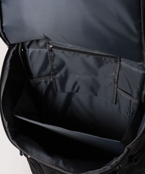 CONVERSE(コンバース)の「【CONVERSE】CV RUBBER PATCH BOX BACKPACK / ラバーパッチロゴ バックパック ボックス型(バックパック/リュック・メンズ・シルバーグレー/ベージュ/アイボリー/ブラック・FREE)」の7枚目の写真