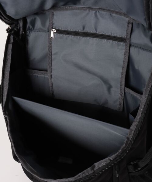 CONVERSE(コンバース)の「【CONVERSE】CV RUBBER PATCH BOX BACKPACK / ラバーパッチロゴ バックパック ボックス型(バックパック/リュック・メンズ・シルバーグレー/ベージュ/アイボリー/ブラック・FREE)」の10枚目の写真