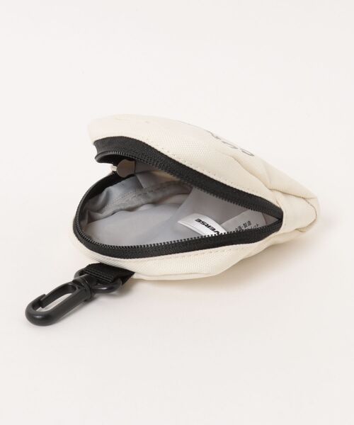 CONVERSE(コンバース)の「【CONVERSE】CV RUBBER PATCH BOX BACKPACK / ラバーパッチロゴ バックパック ボックス型(バックパック/リュック・メンズ・シルバーグレー/ベージュ/アイボリー/ブラック・FREE)」の15枚目の写真