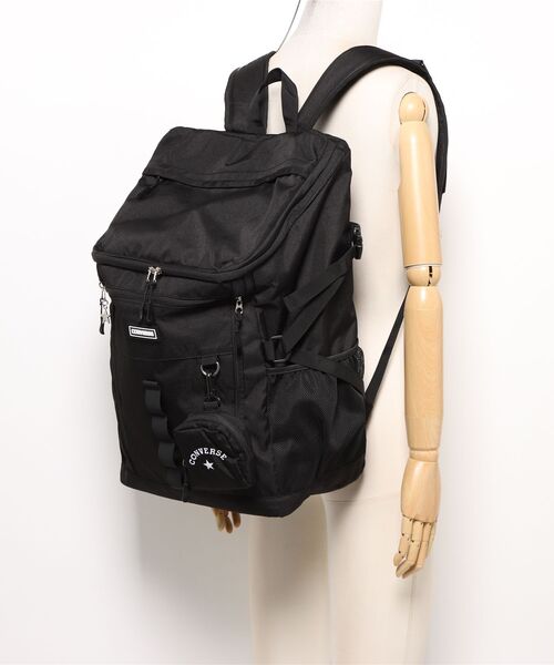 CONVERSE(コンバース)の「【CONVERSE】CV RUBBER PATCH BOX BACKPACK / ラバーパッチロゴ バックパック ボックス型(バックパック/リュック・メンズ・シルバーグレー/ベージュ/アイボリー/ブラック・FREE)」の16枚目の写真