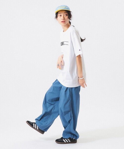 Champion(チャンピオン)の「【別注】Champion / プリント Tシャツ(Tシャツ/カットソー・レディース・ブルー/ブラック/ホワイト・X-SMALL/SMALL)」の11枚目の写真