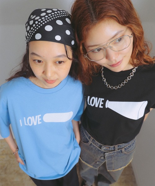 Champion(チャンピオン)の「【別注】Champion / プリント Tシャツ(Tシャツ/カットソー・レディース・ブルー/ブラック/ホワイト・X-SMALL/SMALL)」の2枚目の写真