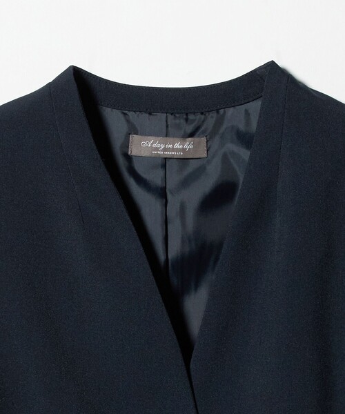 A DAY IN THE LIFE UNITED ARROWS(アデイインザライフユナイテッドアローズ)の「ベルトベスト+ワイドパンツ ‐ウォッシャブル‐<A DAY IN THE LIFE>(スラックス・レディース・ベージュ/ネイビー/グレー系・FREE)」の15枚目の写真