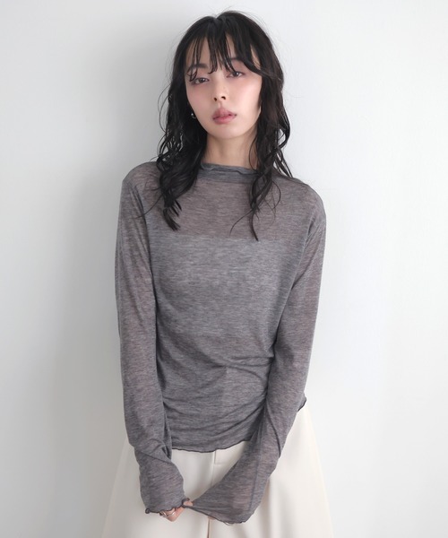 LIAN(リアン)の「ハイネックシアーメロートップス(Tシャツ/カットソー・レディース・イエロー/グレー/オフホワイト/ブラック・FREE)」の5枚目の写真