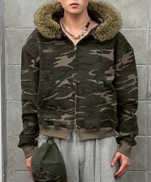 Chikashitsu + | 【Chikashitsu +】cropped camouflage fur zip hoodie / 【チカシツプラス】クロップドカモフラージュファー付きジップパーカー(パーカー)