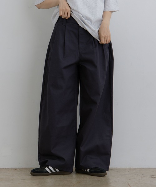 flaner(フラネ)の「Loose assort work pants / ルーズアソートワークパンツ(その他パンツ・レディース・ホワイト/グレー・MEDIUM/LARGE)」の2枚目の写真