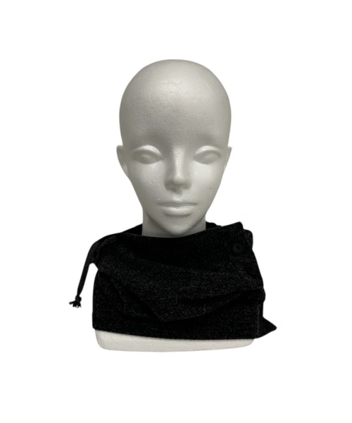 Never mind the XU / Chikashitsu+(ネバーマインド ザ エックスユー / チカシツプラス)の「【nmtc+】button neck warmer cap / 【エヌエムティーシープラス】ボタンネックウォーマーキャップ<着用動画あり>(ニットキャップ/ビーニー・メンズ・チャコール/グレー・ONE SIZE)」の6枚目の写真