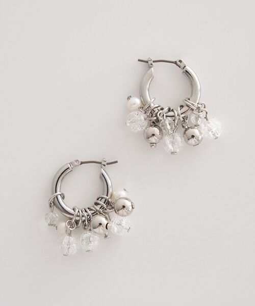 earth music&ecology（アースミュージックアンドエコロジー）の「ビーズミックスピアス（ピアス（両耳用）・レディース・ゴールド/シルバー・FREE）」の2枚目の写真