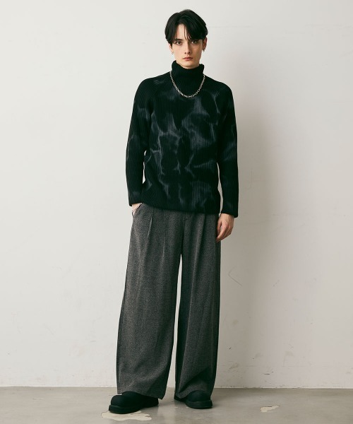 Shoowtime（ショウタイム）の「Tuck Drape Wide Slacks / タック ドレープワイドスラックス（スラックス・メンズ・アイボリー/チャコールグレー・X-LARGE/LARGE/MEDIUM）」の9枚目の写真