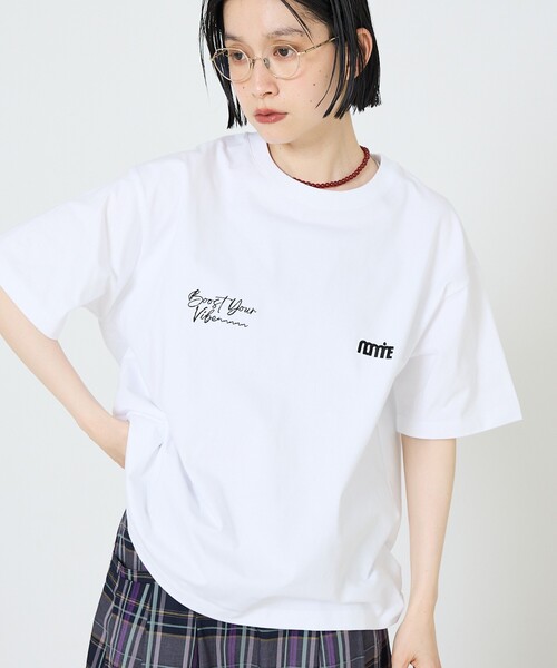 NOMINE(ノミネ)の「オリジナル 刺繍/プリントロゴ Tシャツ(Tシャツ/カットソー・レディース・ブラック系その他/ホワイト系その他2/ベージュ系その他/ホワイト系その他/ブラック系その他2/ベージュ系その他2・フリー)」の2枚目の写真
