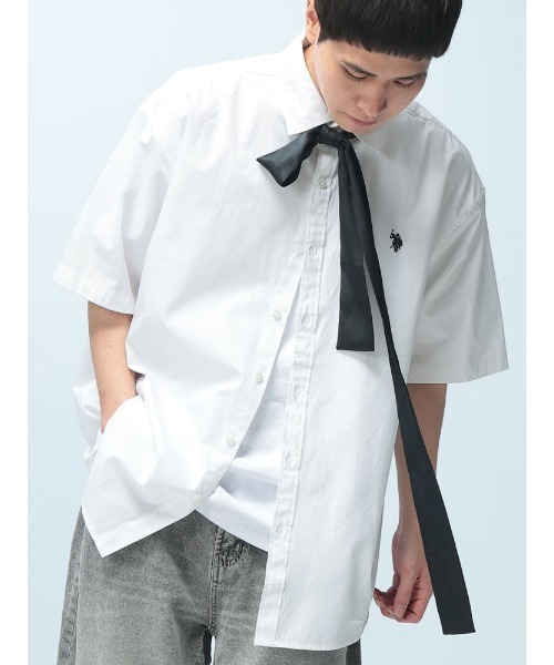 U.S. POLO ASSN.（ユーエスポロアッスン）の「U.S. POLO ASSN. (ユーエスポロアッスン) オーバーサイズ 半袖 シャツ ワンポイント ロゴ 刺繍 綿100% 無地 カジュアルシャツ（シャツ/ブラウス・メンズ・ネイビー/ブラック/ホワイト/サックスブルー・LL/L/M）」の2枚目の写真