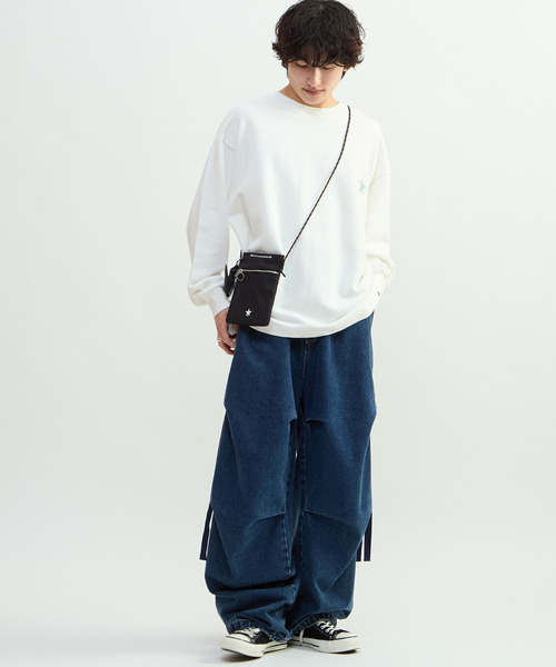 CONVERSE TOKYO（コンバーストウキョウ）の「PIGMENT DYED BACK PRINT SWEAT（スウェット・レディース・サックスブルー/ブラック/ホワイト・MEDIUM/SMALL）」の5枚目の写真