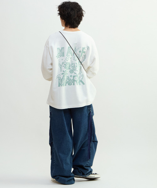 CONVERSE TOKYO（コンバーストウキョウ）の「PIGMENT DYED BACK PRINT SWEAT（スウェット・レディース・サックスブルー/ブラック/ホワイト・MEDIUM/SMALL）」の6枚目の写真