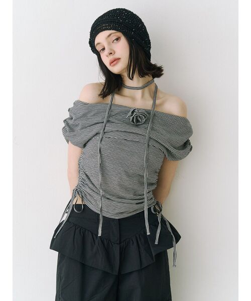 jouetie(ジュエティ)の「パターンオフショルトップス(Tシャツ/カットソー・レディース・オフホワイト/ブラック/ピンク・MEDIUM)」の1枚目の写真