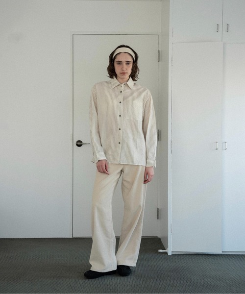 lawgy(ラウジー)の「thin stripe soft shirt / スィンストライプソフトシャツ(シャツ/ブラウス・レディース・ブラック/ホワイト・FREE)」の9枚目の写真