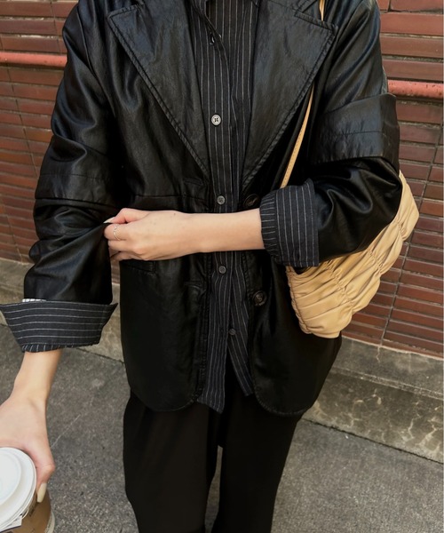 lawgy(ラウジー)の「thin stripe soft shirt / スィンストライプソフトシャツ(シャツ/ブラウス・レディース・ブラック/ホワイト・FREE)」の14枚目の写真