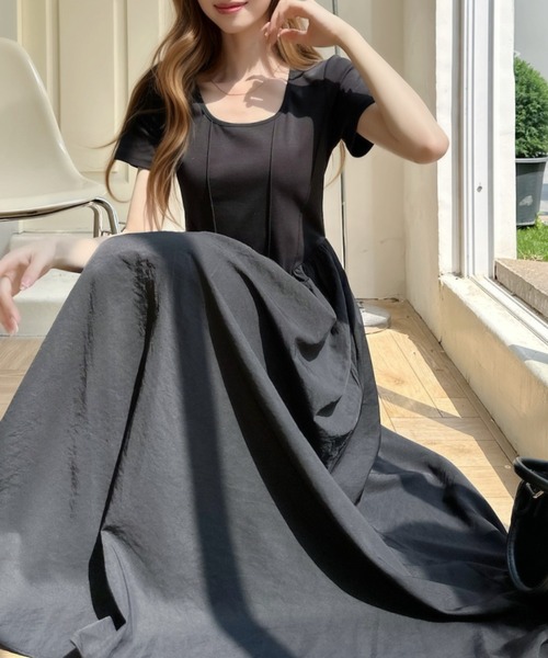 Ada.(エイダ)の「パネル切り替え ウェストV切り替え半袖フレアワンピース(ワンピース・レディース・グレー/ブラック/ベージュ・FREE)」の12枚目の写真