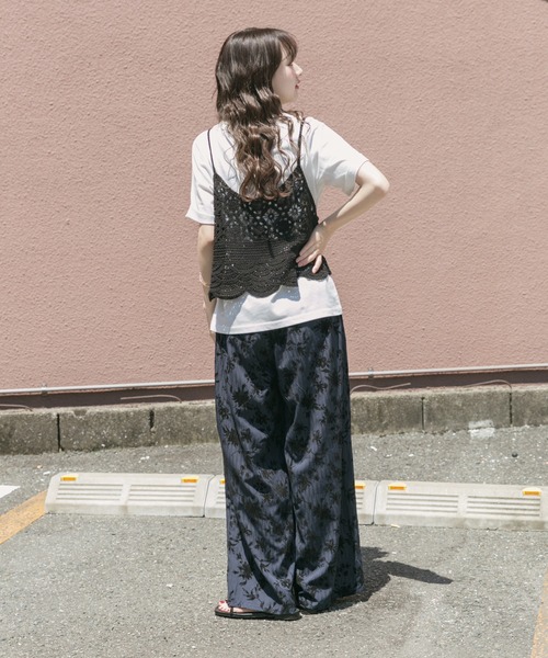 ITEMS URBANRESEARCH（アイテムズ アーバンリサーチ）の「ニットビスチェTシャツセット（Tシャツ/カットソー・レディース・ブラック/ライトベージュ/グレー・FREE）」の10枚目の写真