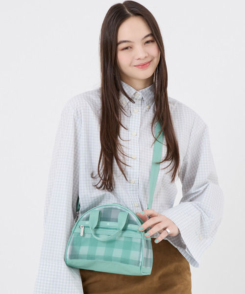 LeSportsac(レスポートサック)の「SHEER ROUND SM SATCHEL グリーンフィールドギンガムシアー(ショルダーバッグ・レディース・グリーン・FREE)」の1枚目の写真